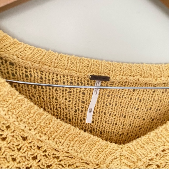 Free People Yellow Vneck Pullover Sweater Long Sleeve - Picture 2 of 8